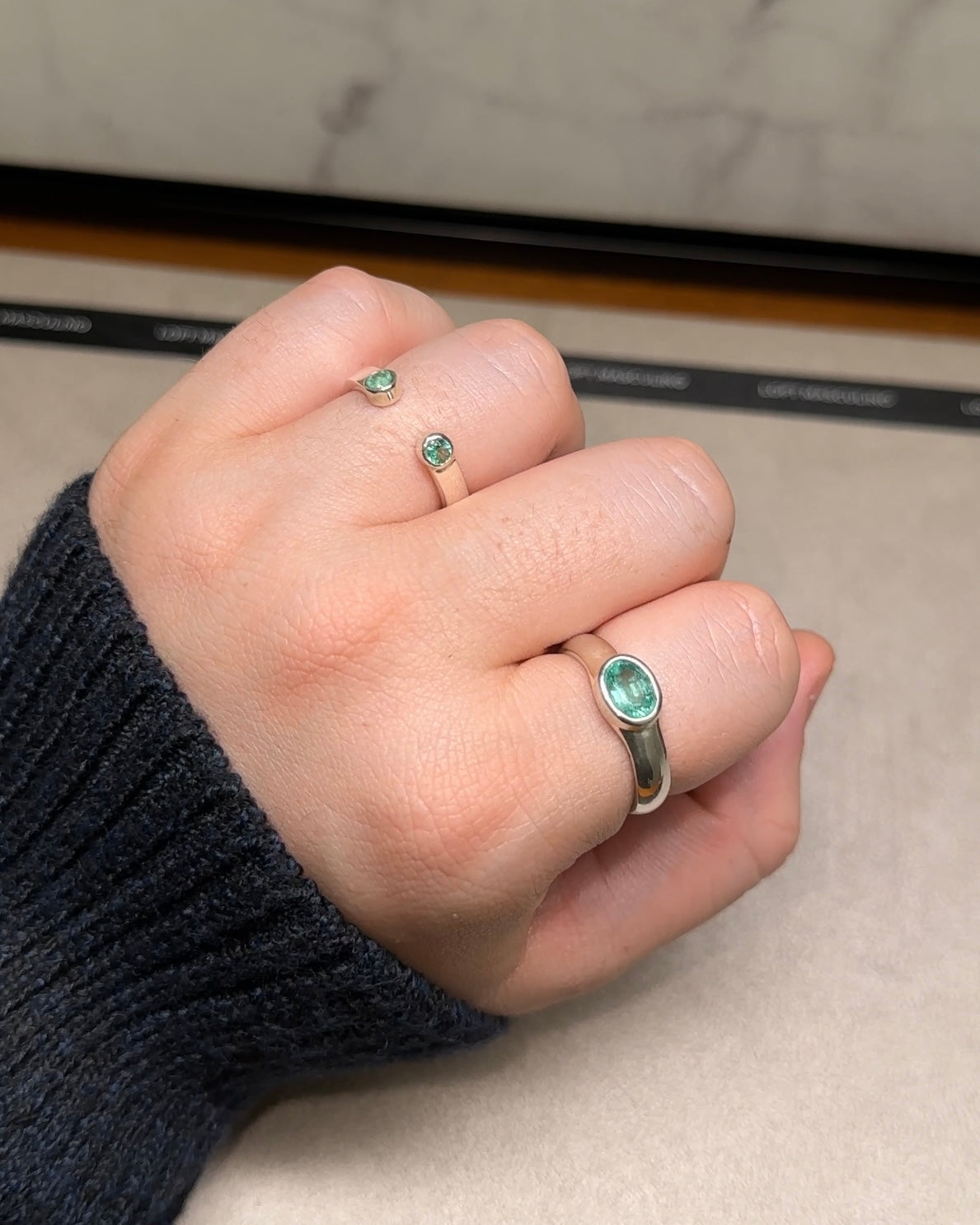 Duo Ring – Emerald – view 5
