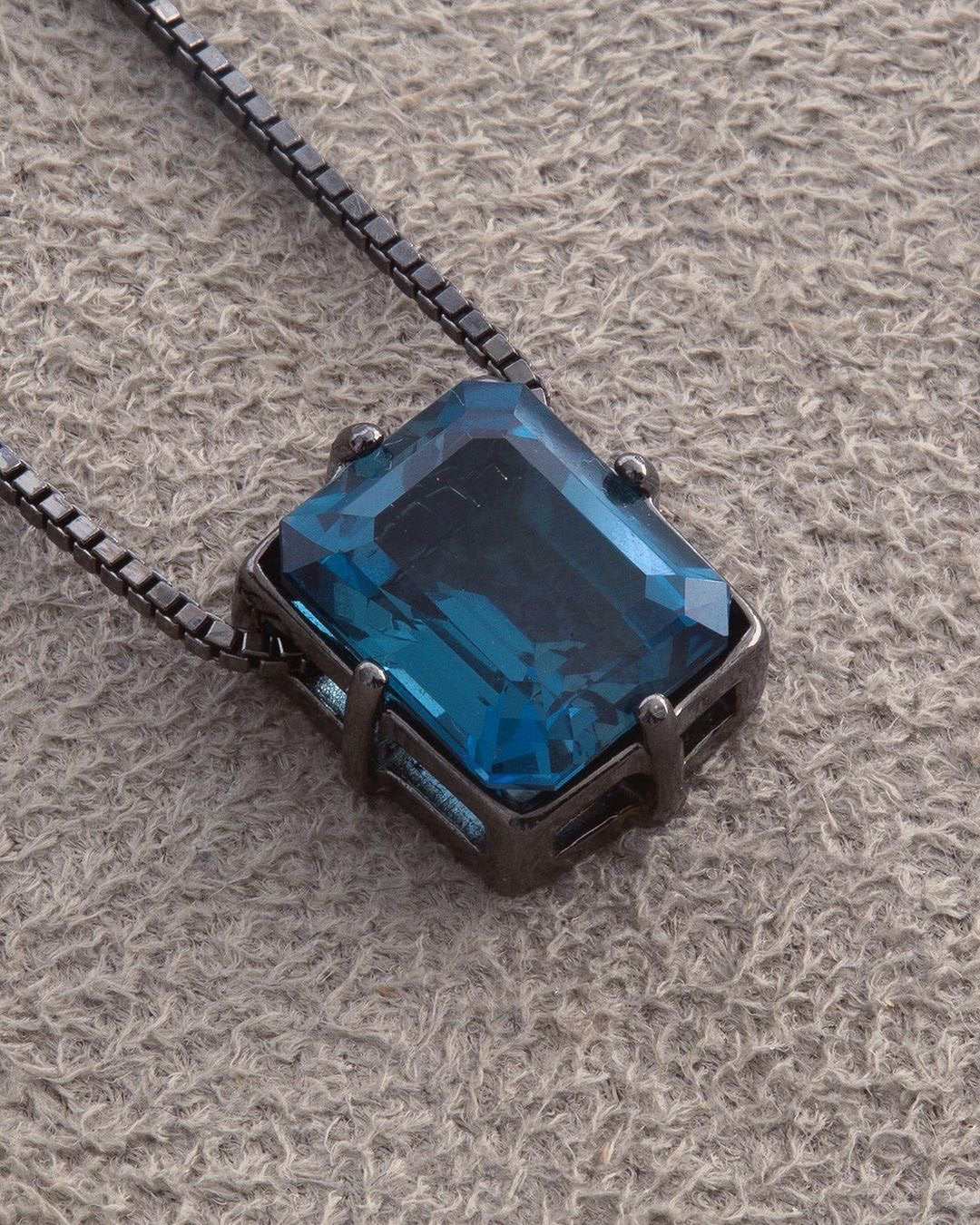 London Blue Topaz Necklace in black rhodium-plated silver