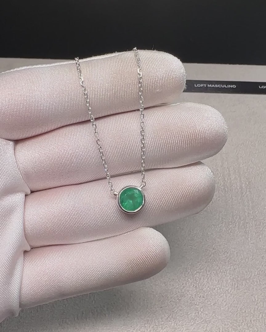 Frame Emerald Necklace 8mm – video 1