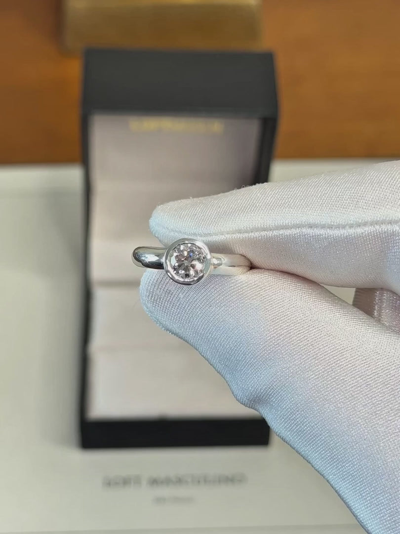 Aspen Ring – 1ct Diamond – video 1