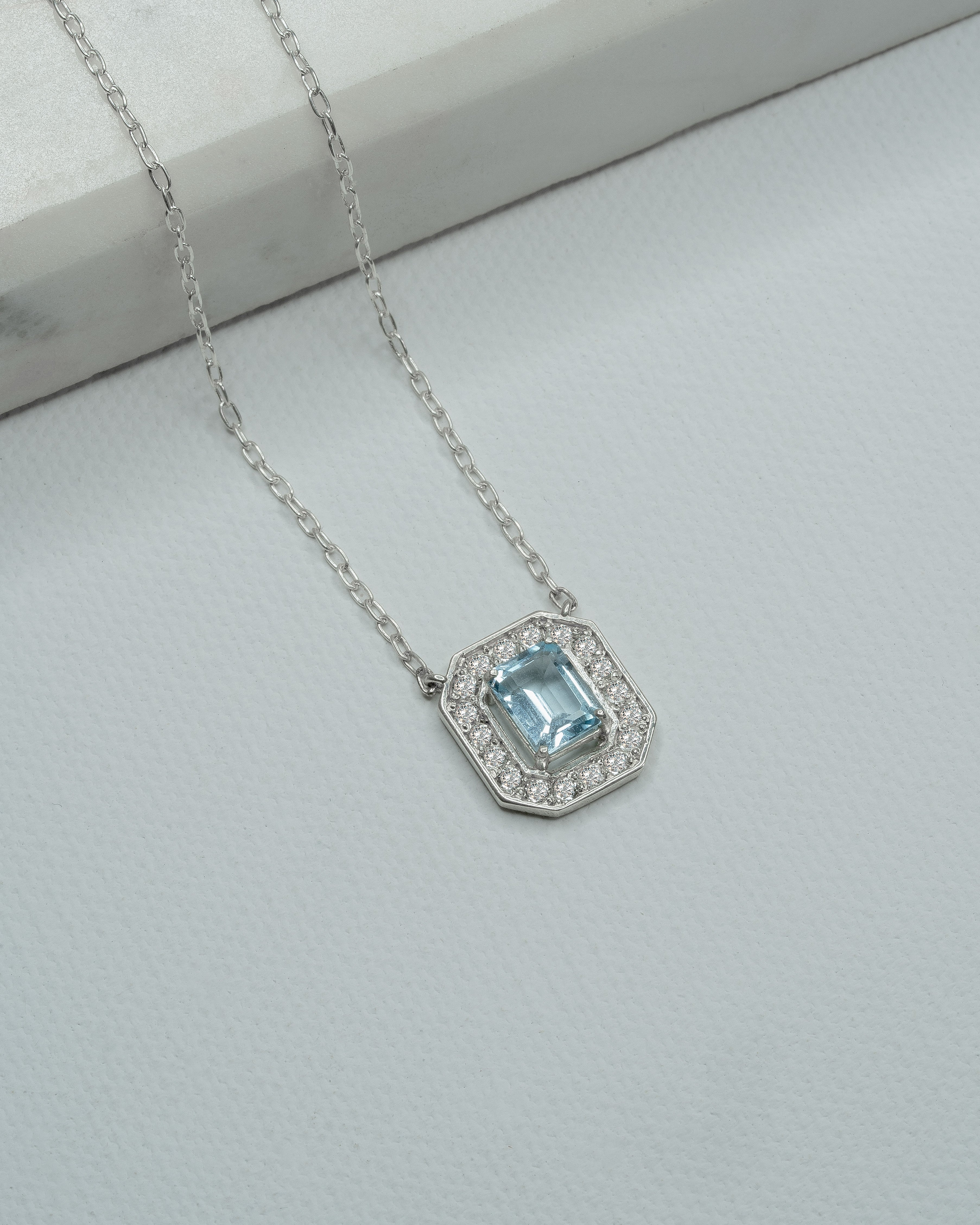 Villa Necklace - Sky Topaz